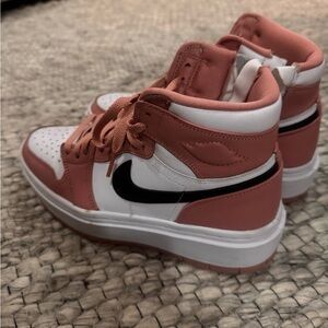 WOMEN'S AIR JORDAN 1 ELEVATE HIGH "RED STARDUST" SIZE 8.5